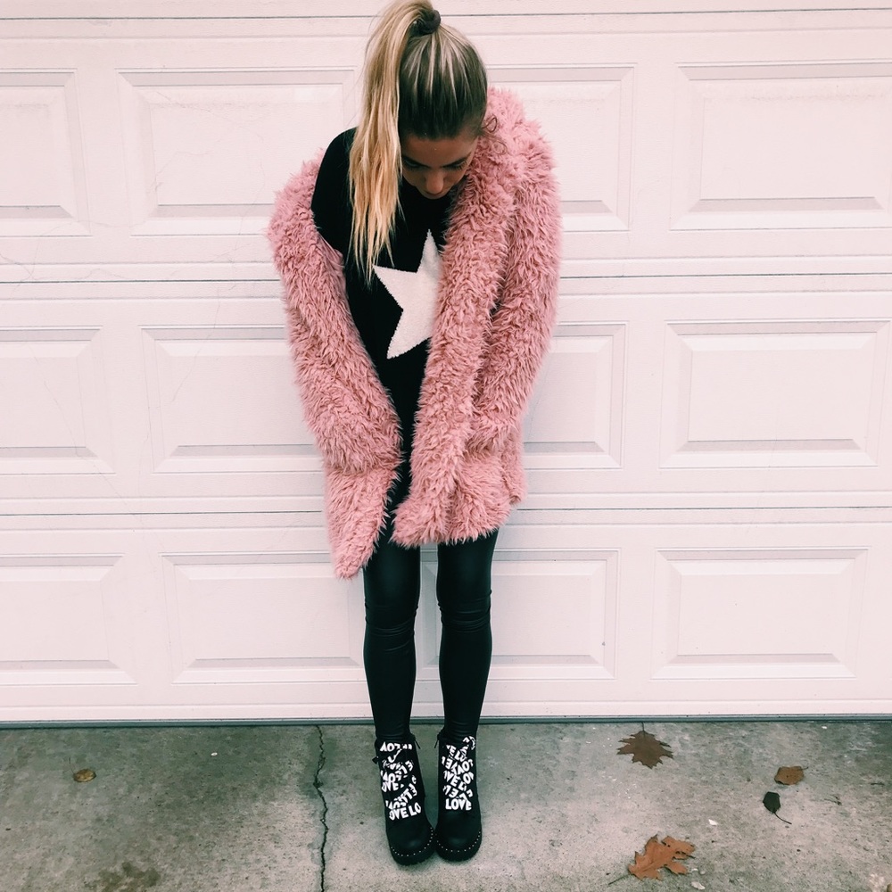 BLACK STUDDED COMBAT BOOTS!